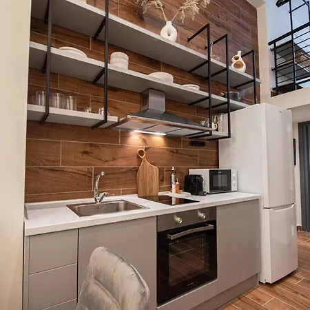 Luxe Loft Near Seaside